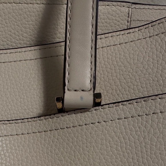 ✨ MICHAEL KORS MAISIE 3-IN-1 LARGE SHOULDER BAG – LIGHT CREAM ✨ - Picture 6 of 6